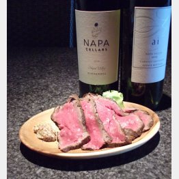 合う酒＝赤ワイン、ビール（Ｃ）日刊ゲンダイ