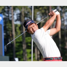 数少ない個性派スイング（Ｃ）共同通信社