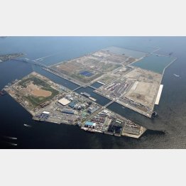 江東区と大田区が主張する人口島「中央防波堤埋立地」（Ｃ）共同通信社