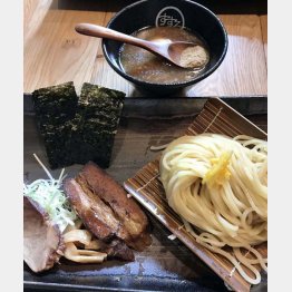 やや太めの麺にはしっかりとしたコシが（提供写真）