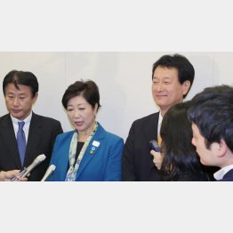 希望の党・大島幹事長（右）が失言？／（Ｃ）日刊ゲンダイ