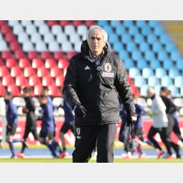 リール入り後もやる気満々の指揮官だが…（Ｃ）Norio ROKUKAWA／office La Strada