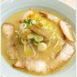 ローダン斐川店の「焼豚ラーメン」／（Ｃ）日刊ゲンダイ