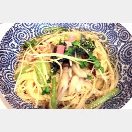 野菜ときのこの和風ぺペロンチーノ（Ｃ）日刊ゲンダイ