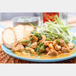 合う酒＝焼酎（Ｃ）日刊ゲンダイ