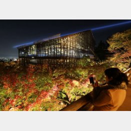 京都の清水寺は外国人観光客にも大人気（Ｃ）共同通信社