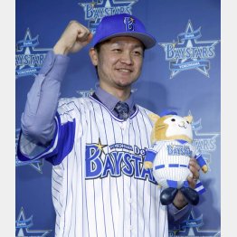 この日は入団会見を行った（Ｃ）日刊ゲンダイ