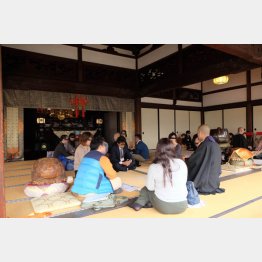 興味のある人は「吉縁会」へ（Ｃ）日刊ゲンダイ