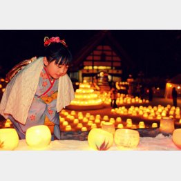 定山渓温泉雪灯路（提供写真）