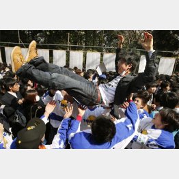 無償化の恩恵受けるのは安倍流エリートのみ（Ｃ）共同通信社