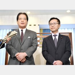 早くも不満が（民進党の増子幹事長＝左と希望の党の古川幹事長）／（Ｃ）共同通信社