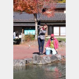 釣ったどー！（魚魚の里）／（提供写真）