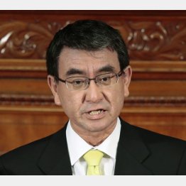 「次からはメディアなしでやらせていただく」と河野外相（Ｃ）日刊ゲンダイ