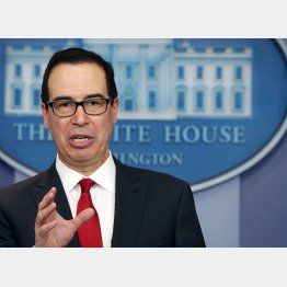 彼のひと言で…（ムニューシン米財務長官）／（Ｃ）ゲッティ＝共同