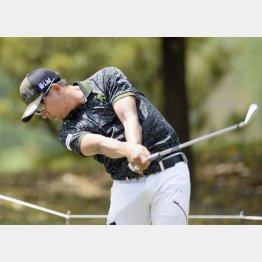 体のターン主体ならゴルフが簡単になる（Ｃ）共同通信社