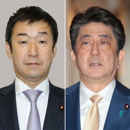 就任した田中副大臣（左）と安倍首相／（Ｃ）共同通信社