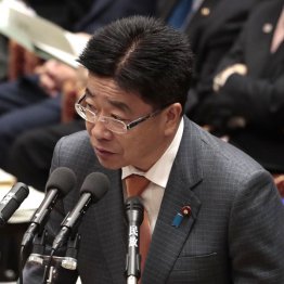 “働く人のため”なんてウソ（加藤厚労相）（Ｃ）日刊ゲンダイ