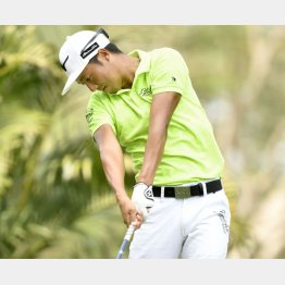 ソールの滑りを利用する（Ｃ）共同通信社