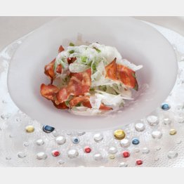 合う酒＝白ワイン（Ｃ）日刊ゲンダイ