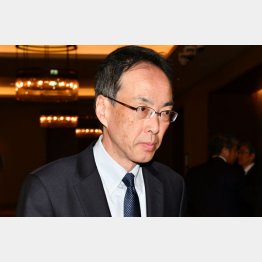封じ込められるか（森長官）／（Ｃ）日刊ゲンダイ
