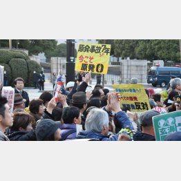 国会前で反原発デモ（Ｃ）日刊ゲンダイ