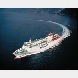 大阪から上海まで焼く４４時間（新艦真号・日中国際フェリー提供）