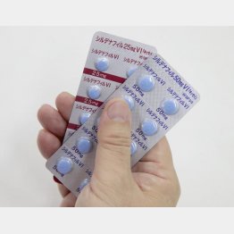 当面はコレで代用（バイアグラジェネリック）（Ｃ）日刊ゲンダイ