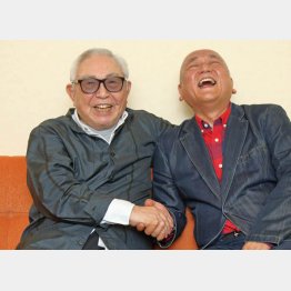 倉本聰氏と聞き手の碓井広義（Ｃ）日刊ゲンダイ