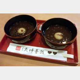 １人前を２椀に分けた「夫婦善哉」／（Ｃ）日刊ゲンダイ