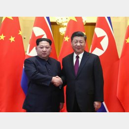 初外交で電撃訪中（Ｃ）新華社／共同通信イメージズ