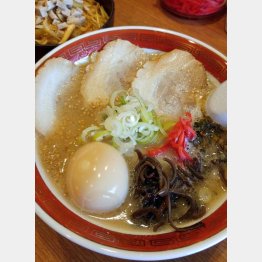 「麺屋一徳」の豚骨白ＳＰ／（Ｃ）日刊ゲンダイ