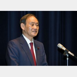 「怪文書」発言にも“意図”があったか（菅義偉官房長官）／（Ｃ）日刊ゲンダイ