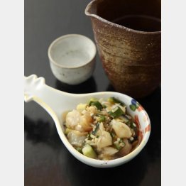 合う酒＝日本酒（Ｃ）日刊ゲンダイ