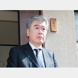 辞めてもすまないゾ（Ｃ）日刊ゲンダイ