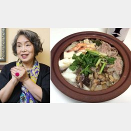 左時枝さん（左）と豪快な酒鍋（Ｃ）日刊ゲンダイ