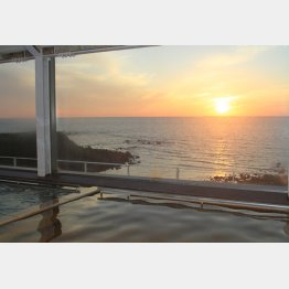 展望温泉「眺海の湯」は１回（９０分）３５０円（提供写真）