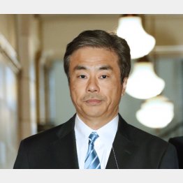 国会に入る柳瀬元首相秘書官（Ｃ）日刊ゲンダイ