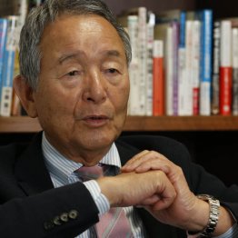 メーカーズシャツ鎌倉の貞末良雄会長（Ｃ）日刊ゲンダイ