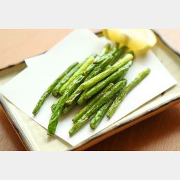 合う酒＝焼酎のお湯割り（Ｃ）日刊ゲンダイ