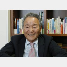 メーカーズシャツ鎌倉の貞末良雄会長（Ｃ）日刊ゲンダイ