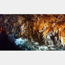 三段壁洞窟（Ｃ）日刊ゲンダイ