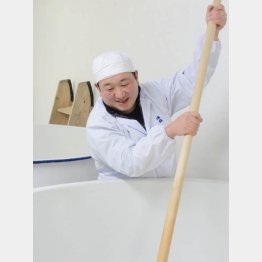 蔵元の井上裕史さん（提供写真）