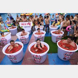 肌に影響はないのか（Ｃ）ロイター