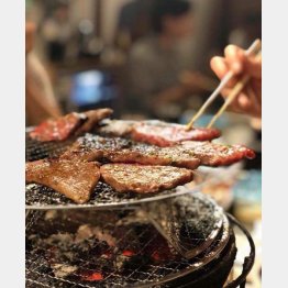 空中浮遊まとめ焼き（Ｃ）日刊ゲンダイ