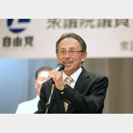 後継者に指名された玉城議員（Ｃ）日刊ゲンダイ