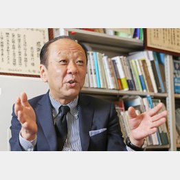 出口保行さん（Ｃ）日刊ゲンダイ