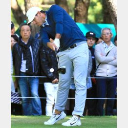 コピーしやすいシンプルな動き（Ｃ）日刊ゲンダイ