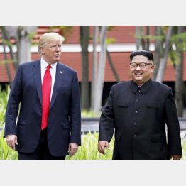 お互いに口八丁手八丁（Ｃ）共同通信社