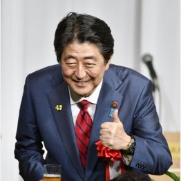 討論より地方回り（Ｃ）共同通信社