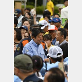 人の目を見るのは苦手（Ｃ）日刊ゲンダイ